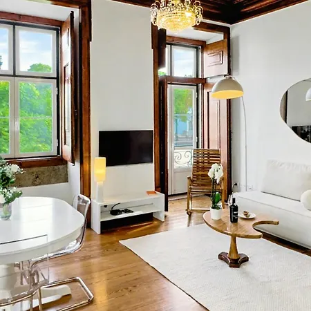 Elegant River View Corpo Santo Апартаменти *