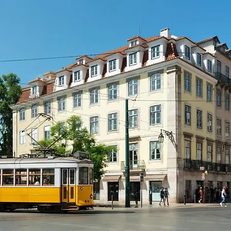 Elegant River View Corpo Santo